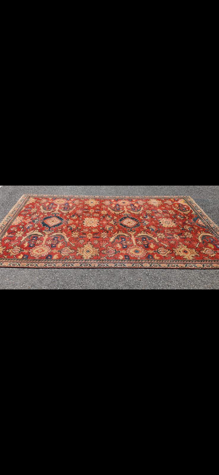 Tapis lavé à la main, Bulle